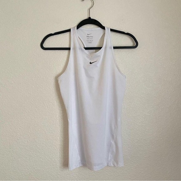 Nike Women's Classic White Tank Top - Picture 1 of 2